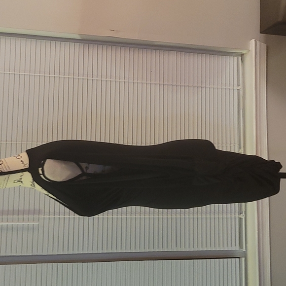 Forever 21 BLACK RUCHED KEYHOLD SLEEVE BLACK DRESS - Picture 3 of 8